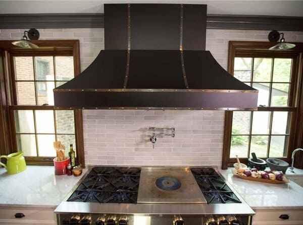 how does gas stove ventilation work
